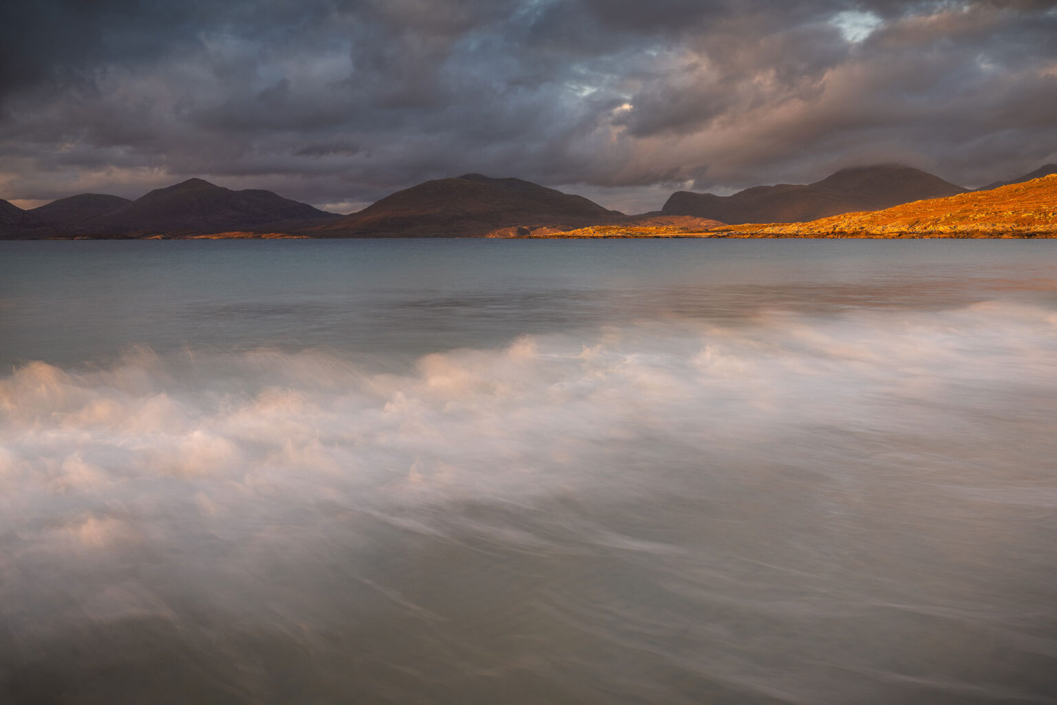 Luskentyre Light - Isle of Harris - Scotland-Photography